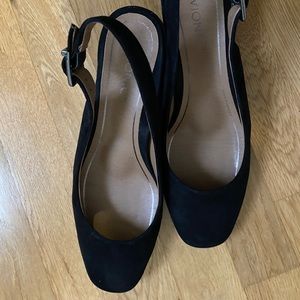 New Vionic slingback heels in size 7